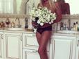 Хіти тижня. У мереживних трусах: Волочкова вчергове похизувалася квітами (фото)