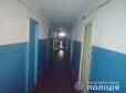 Моторошна розправа: На Харківщині чоловік загнав собі ніж у серце після вбивства сусіда