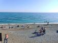 Хіти тижня. Такого не було навіть влітку: Кримські пляжі посеред осені заполонили відпочиваючі (фото)