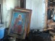 Згоріли ікони: На Полтавщині підпалили храм ПЦУ (фото)