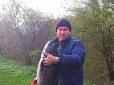 Оце так пощастило! В Україні рибалка зловив гігантського сома - важить 26 кг (фото)