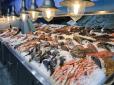 Експерти попередили про небезпеку: Прострочену рибу продають у кожному українському магазині