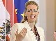Зе-команді до уваги: Австрійська міністерка пішла з посади через звинувачення у плагіаті