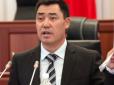 Те, що Юлі не вдалося: На президентських виборах у Киргизстані  перемагає щойно звільнений з ув'язнення кандидат