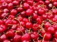 Готуйте кишені! Ціни на ягоди та фрукти в Україні в 2021-му злетять, озвучено прогноз