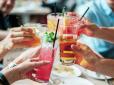 Наслідки можуть бути дуже сумні: Експерти назвали напої, які не варто пити в спеку