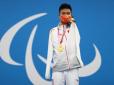 ​Вже проголошений національним героєм: Китаєць, який не має рук, виграв чотири золоті медалі Паралімпіади в плаванні