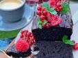 Гості будуть у захваті: Рецепт швидкого кексу з шоколадною глазур'ю до святкового столу