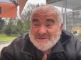 Доброта та людяність - найважливіше в кожному житті: У Харкові бездомний дідусь став зіркою соцмереж, записавши зворушливе відео