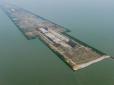 У Китаї збудували найдовший підводний тунель-шосе