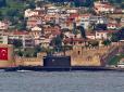 Поки в Україні війна: Туреччина продовжить блокувати прохід бойових суден у Чорне море