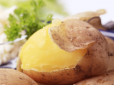 А ви це знали? Як зварити ідеальну картоплю в мундирі для салатів