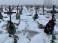 Матір і двох синів убили пострілами з БМП: У мережі показали цвинтар у Бучі, де поховані жертви російської окупації (фото)