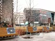 У Кличка наважились на дивний креатив: На вулицях Києві з'явилися лавки з телевізорами. Яке призначення захмарно модернових конструкцій