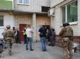 На Харківщині банда злочинців вчинила розбійний напад на матір військовослужбовця ЗСУ (фото)