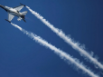 Повітряні сили ЗСУ показали, як F-16 збивали російські ракети в українському небі (відео)
