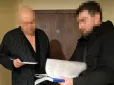 На Дніпропетровщині керівництво оборонного заводу викрито на розкраданні коштів (фото)
