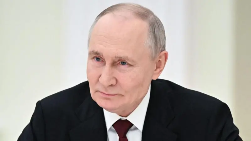 Конфлікт в Ірані рятує Кремль: Путін може збільшити витрати на війну в Україні, - Bloomberg