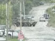 Навіть там боїться українських дронів: Кортеж Путіна у Владивостоці супроводжує пікап із зенітним кулеметом. Вулиці перекрили військова техніка, у місті масштабні затори (відео)