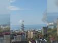 Морський дрон уразив у порту Сочі  російське 3600-тонне судно забезпечення NEFRIT, у Севастополі - десантний катер (відео)